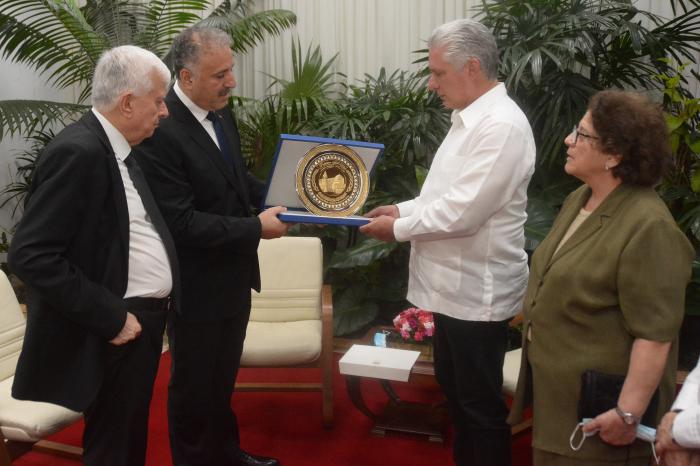ENCUENTRO CON ENVIADO DE PALESTINA
