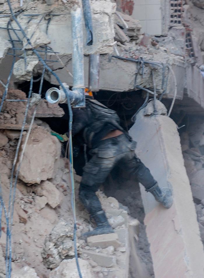 Accidente trágico en el hotel Saratoga, motivo de escape de gas licuado mientras de descargaba una Bala movil sobre un camión, 5to día de búsqueda y escombreo