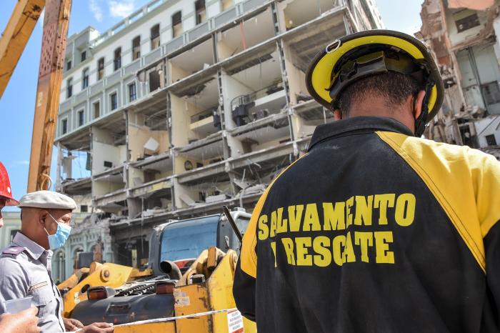 SALVAMENTO Y RESCATE