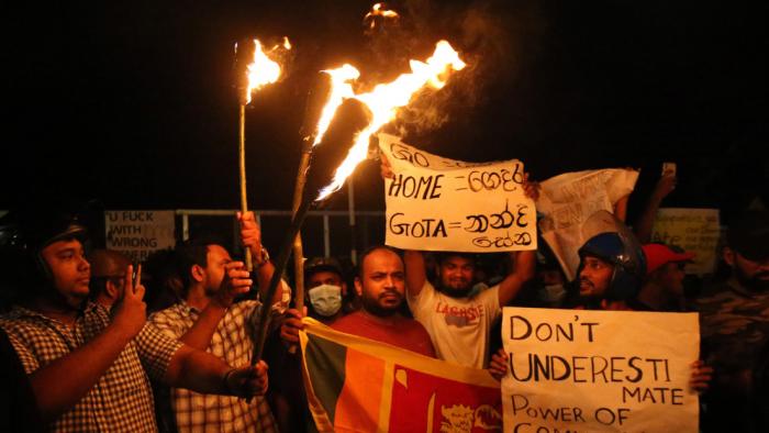 Protestas en Sri Lanka por el alto costo de la vida. 