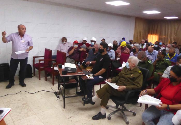 Visita de trabajo del Comandante de la Revolución Ramiro Valdés Menéndez a la ciudad de Nuevitas, Camagüey