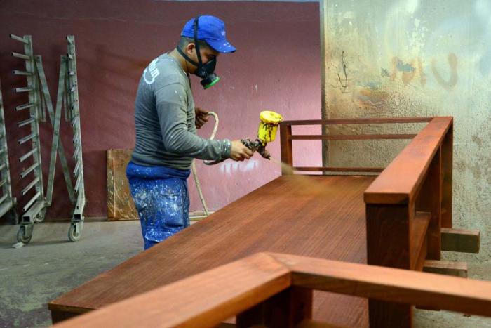 Extremo cuidado en la fase de pintura en bien de la calidad