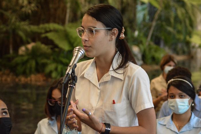 Díaz-Canel a los estudiantes de la FEEM