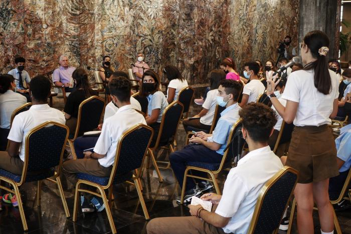 Díaz-Canel a los estudiantes de la FEEM