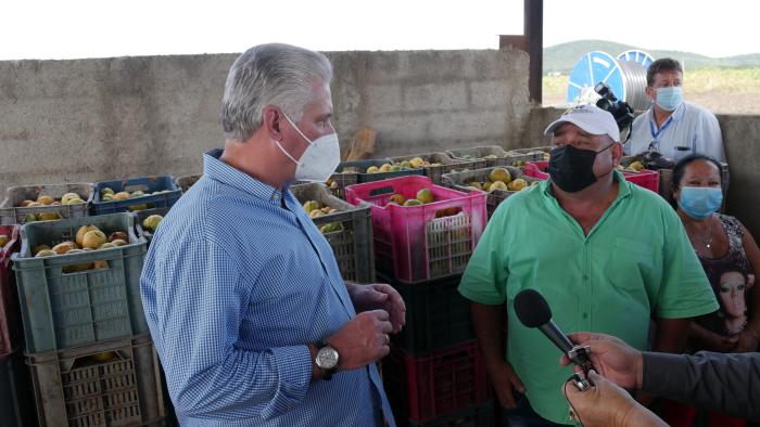 Visita de Miguel Díaz - Canel, Primer Secretario del CCPCC y Presidente de la República a Polo Producctivo y UCM en Holguín