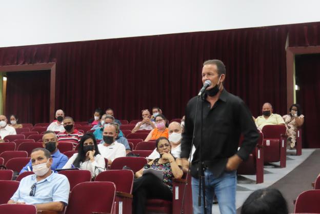 Una representación de 52 Mipymes y CNA compartieron experiencias en un intercambio en el Ministerio de Economía y Planificación de Cuba. 