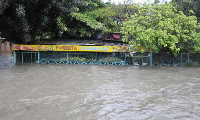 Fuertes lluvia en la Habana.