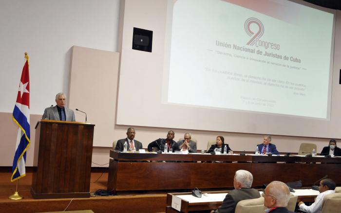 Clausura del 9 Congreso Union Nacional de Jurista de Cuba por Miguel Diaz Canel Presidente de la Republica de Cuba y Primer Secretario del PCC.