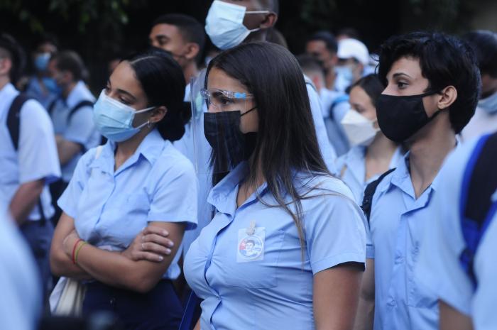 Inicio del curso escolar para los grados terminales, desarrollado en el IPU Eduardo García Delgado, Boyeros.
