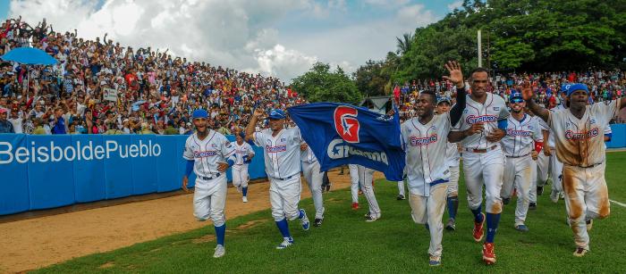 Séptimo juego de la final del play off de beisbol entre los equipos de Granma y Matanzas en el estadio Mártires de Barbados en Granma, donde resultó ser el campeón Nacional el equipo de Granma,