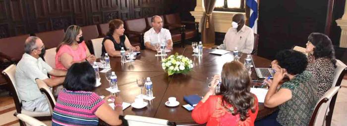 Que la más alta fiscalización contribuya al fortalecimiento de la labor del Ministerio de Energía y Minas