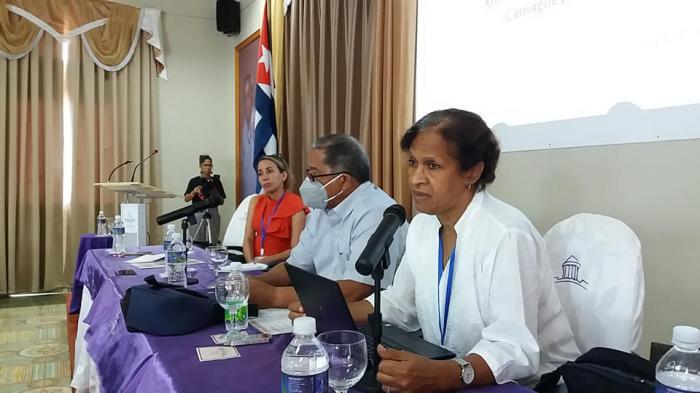 Coloquio Nicolás Guillén