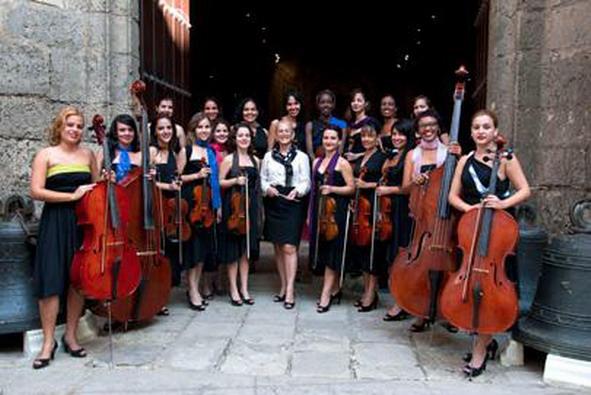La Camerata Romeu con su directora Zenaida Castro Romeu