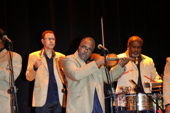 La legendaria Orquesta Aragón, en el elenco de la gala. FOTO DEL AUTOR