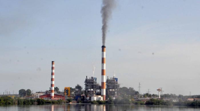 CTE de Cienfuegos generando energía
