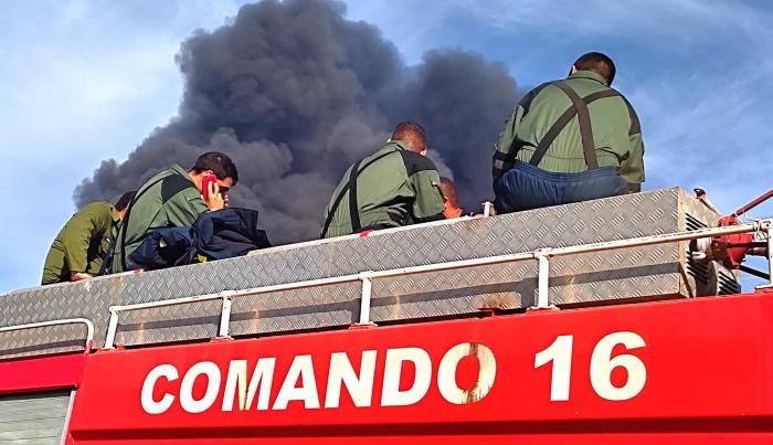 Descarga de aditamentos y químicos Mexicanos y venezolanos