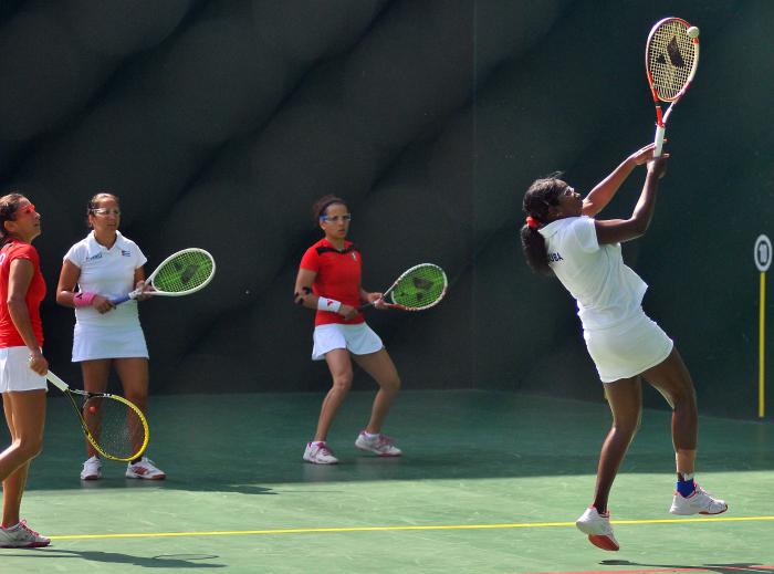 Fron Tenis JCC  discucion del oro en doble F