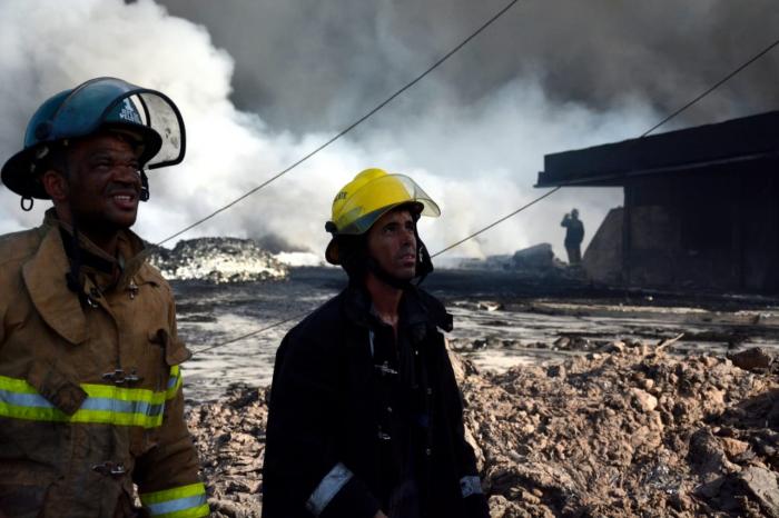 BOMBEROS
