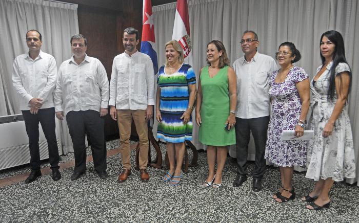 Acto de agradecimiento a donativo del gobierno de Hungria