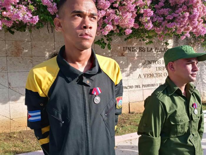 Fueron condecorados 25 combatientes del Cuerpo de Bomberos de Villa Clara