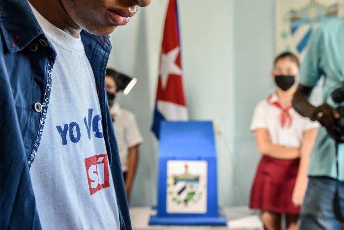 Referendo Código de las Familias, en la circunscripción 10, colegio electoral 2, en el Círculo Infantil Goticas de Rocío, en el municipio Playa