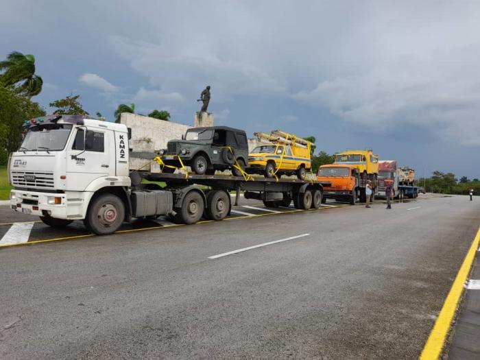 Brigadas de diferentes partes de Cuba parten hacia el occidente