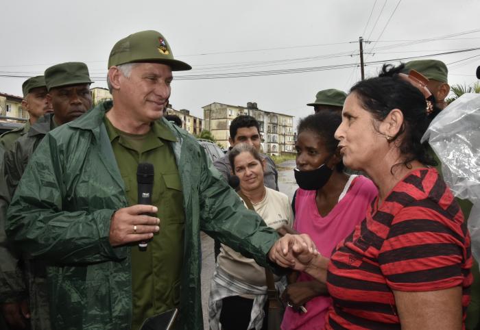 Díaz-Canel en Pinar del Río huracán Ian