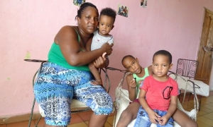 FAMILIA