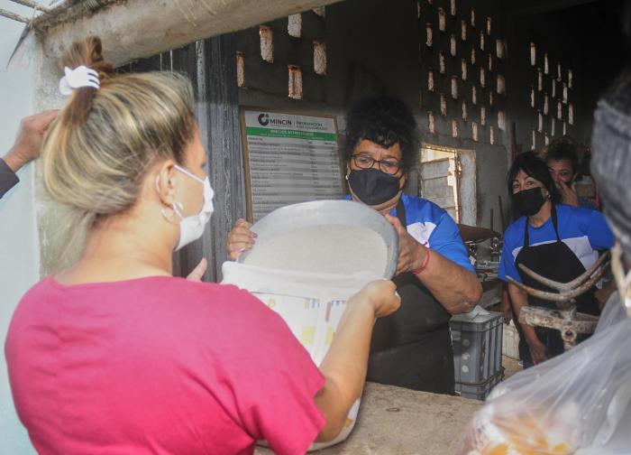 Visita al barrio El Chalet del consejo popular Toledo en la Ciudad de Artemisa como parte de la Visita del 1er secretario del CCPCC y presidente de la República de Cuba, Miguel Díaz-Canel Bermúdez