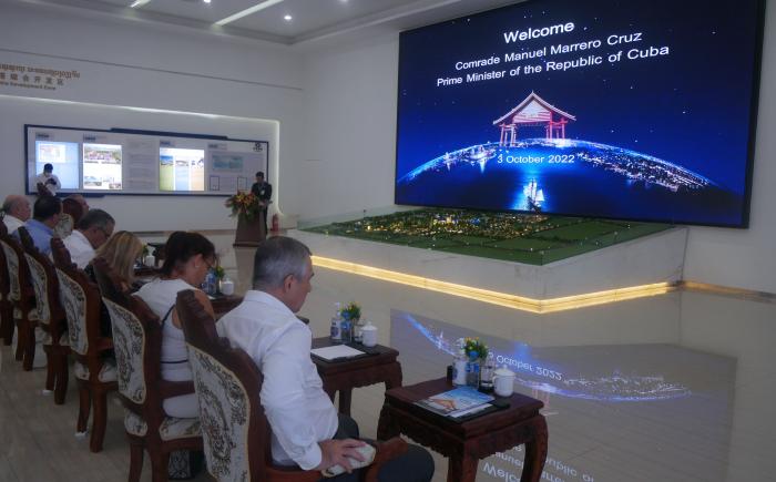 solidaridad entre Cuba y Laos