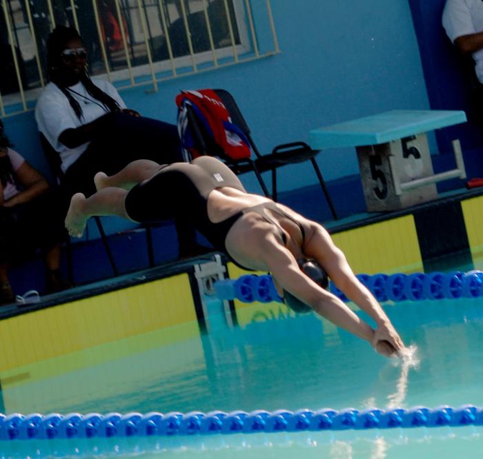 Copa de Natacion Marcelo Salado, Elizbeth Gómez ganadora de los 200 metro libre.