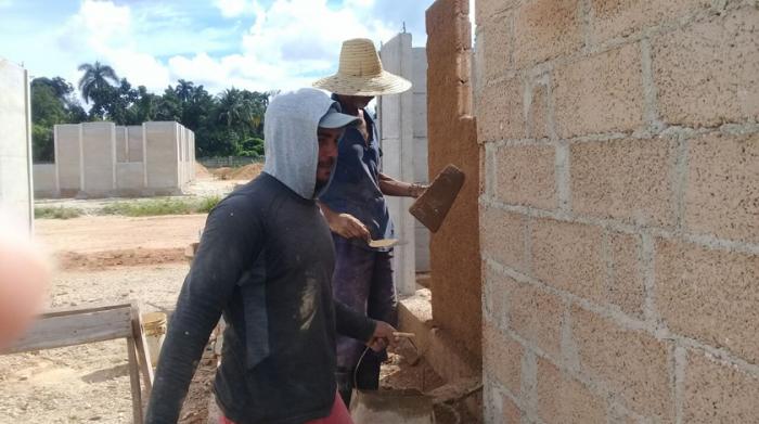 construcción de casas a damnificados del incendio
