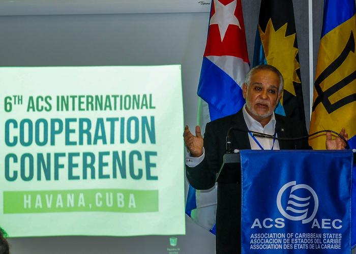 &tya Conferencia Internacional dela Asociación de Estados del Caribe, en el Hotel Pakard, cesión de clausura, Presidida por el Canciller de Cuba Bruno Rofríoquez Parrila