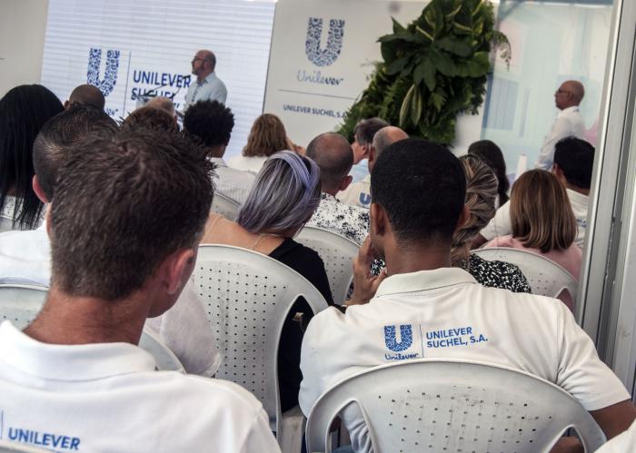Ceremonia de Inauguración de la empresa Mixta Unilever Súchel s.a.