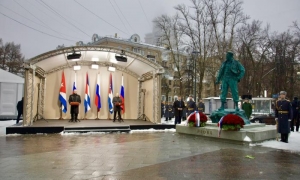 Inauguracion Monumento a Fidel en Rusia