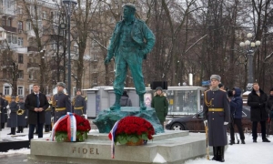 Inauguracion Monumento a Fidel en Rusia