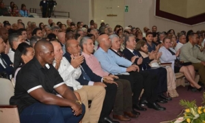 Preside Díaz-Canel celebración 