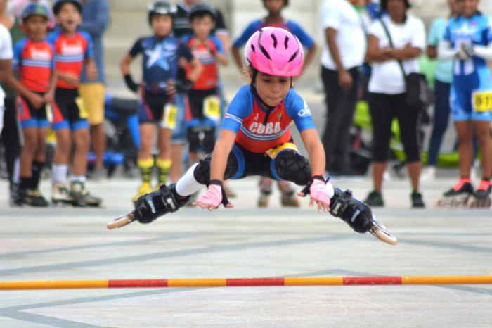 Festival de patinaje en la Habana Cuba HAVANA SKATE MARATHON