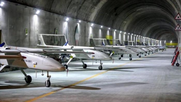 Drones iraniés en una base