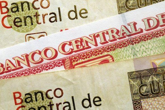 Los titulares de estas cuentas podrán decidir hasta el próximo 28 de diciembre si convierten su saldo total o parcialmente, a pesos cubanos, 