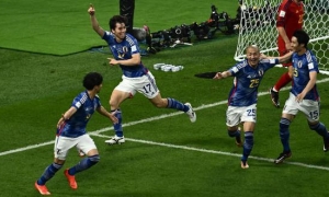 Japón avanzó como líder del grupo e. foto: AFP