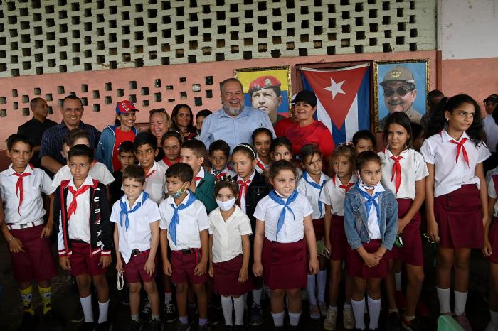 Primer Ministro en Gibara