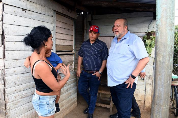 Primer Ministro en Gibara