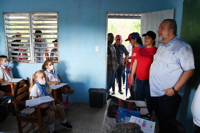 Primer Ministro en Gibara