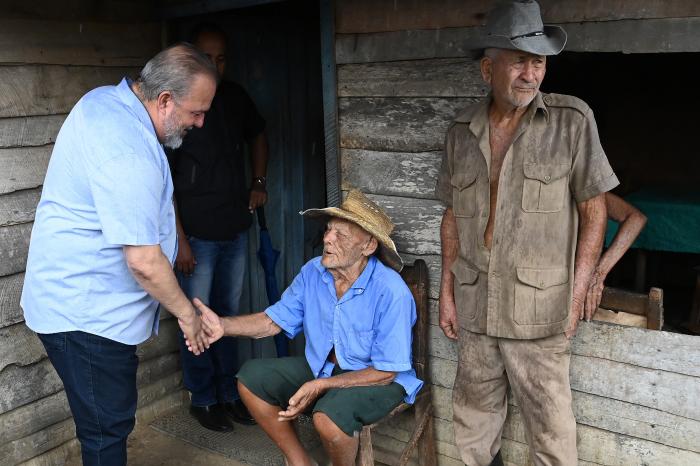 Primer Ministro en Gibara