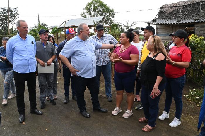 Primer Ministro en Gibara