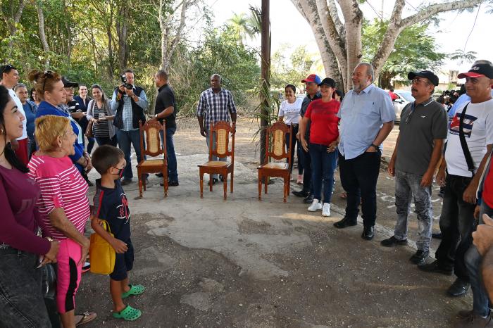 Primer Ministro en Gibara