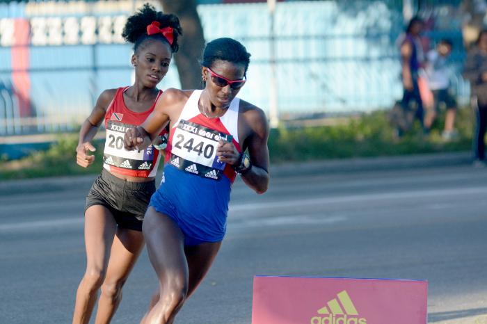 Marabana 2017  Dailin Belmonte-media maraton femenina