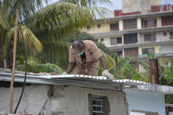 Muchas veces, lo que se produce de materiales de la construcción a nivel local no coincide con los resultados de la terminación de más viviendas, o con las que están en inicio o desarrollo. 
Foto: Juvenal Balán