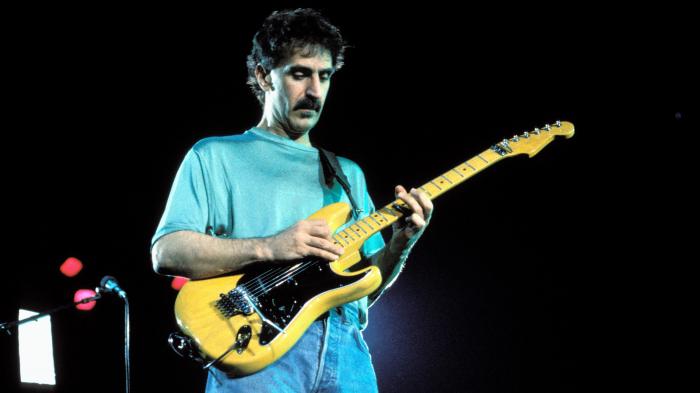 ROTTERDAM, NETHERLANDS - MAY 3: Frank Zappa performs on stage at Ahoy on May 3 1988 in Rotterdam, Netherlands. (Photo by Frans Schellekens/Redferns)